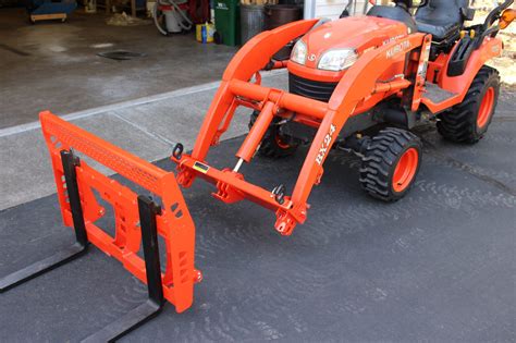 kubota tractor pallet fork attachments